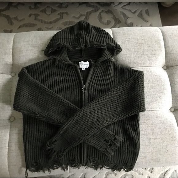 PINK ROSE Dark Green Distressed Yarn Zip Up Hoodie Sweater - Picture 9 of 11